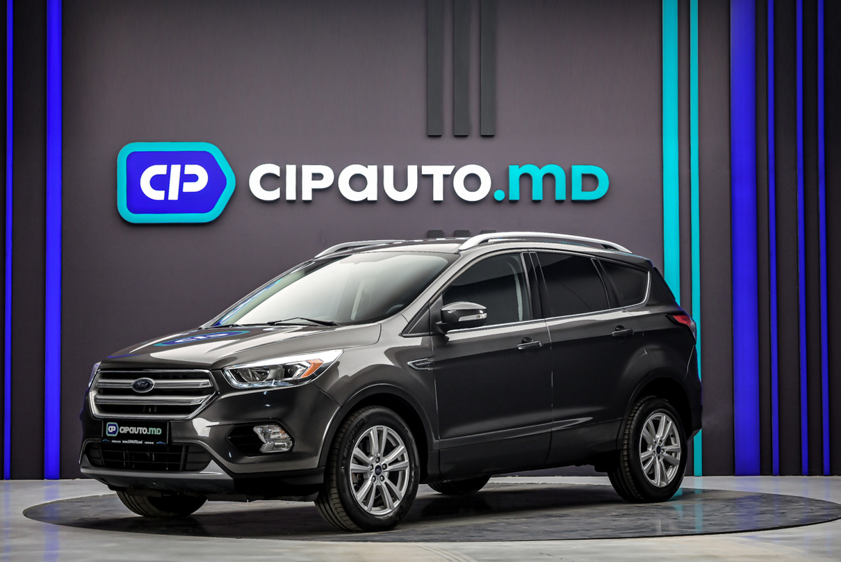Ford Kuga 2017 - 201 000 км - Дизель - Automată
