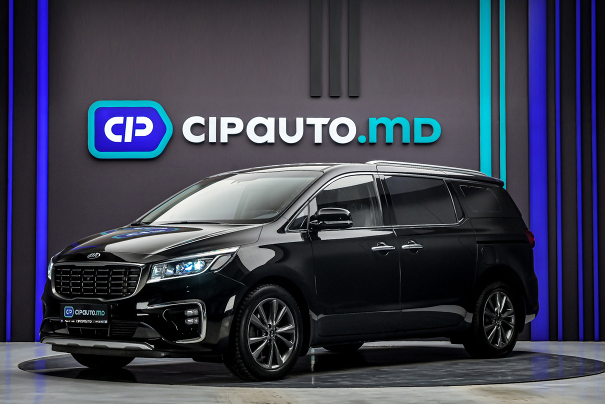 Kia Carnival 2018 - 181 000 км - Дизель - Automată