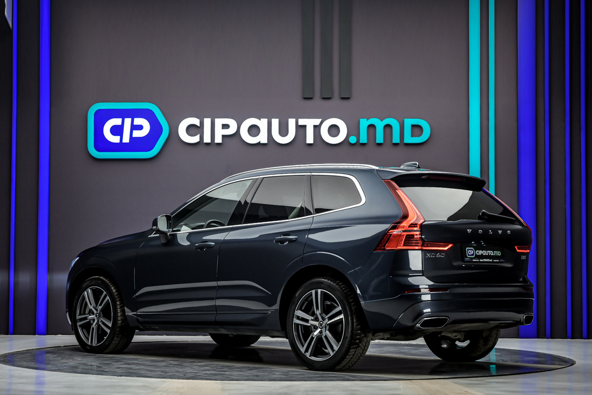 Volvo XC60 2020 2/14
