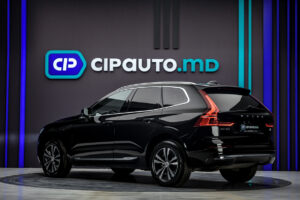 Volvo XC60 2021 2/14