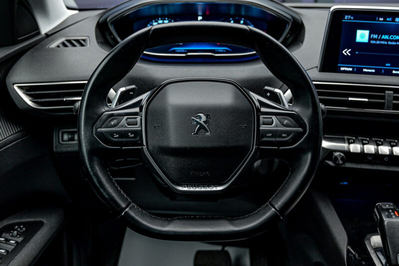 Peugeot 3008 2018 8/16