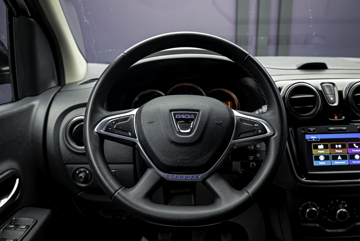 Dacia Lodgy 2019 10/13