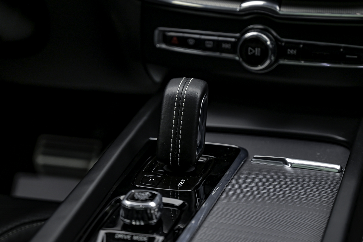 Volvo XC60 2020 11/16