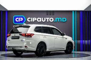 Mitsubishi Outlander 2019 3/15