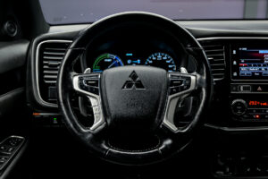 Mitsubishi Outlander 2019 9/15