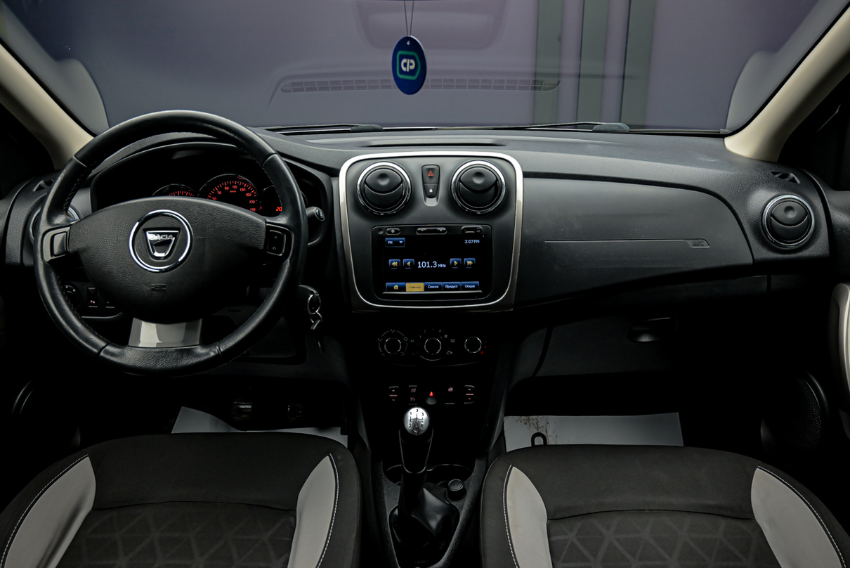 Dacia Sandero Stepway 2013 5/13