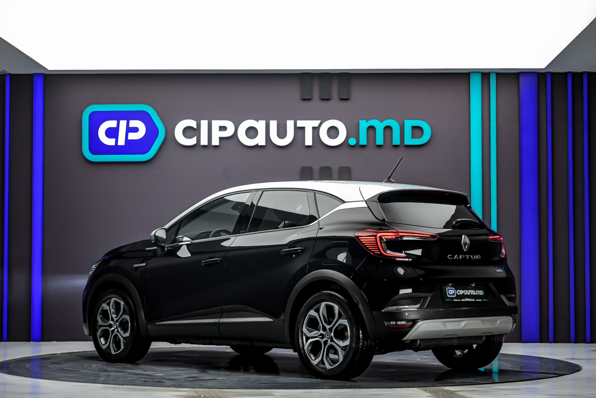 Renault Captur 2021 2/15