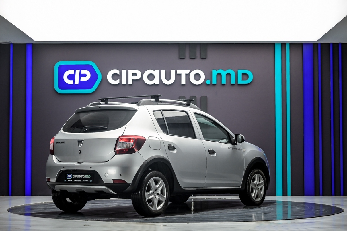 Dacia Sandero Stepway 2013 3/13