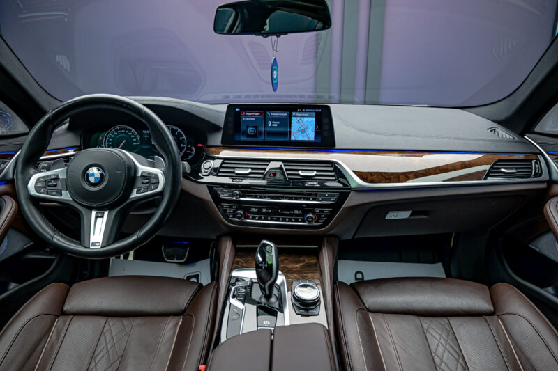 BMW 5 Series 540i2017 5/16