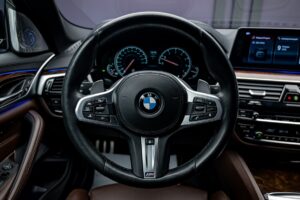 BMW 5 Series 540i2017 8/16