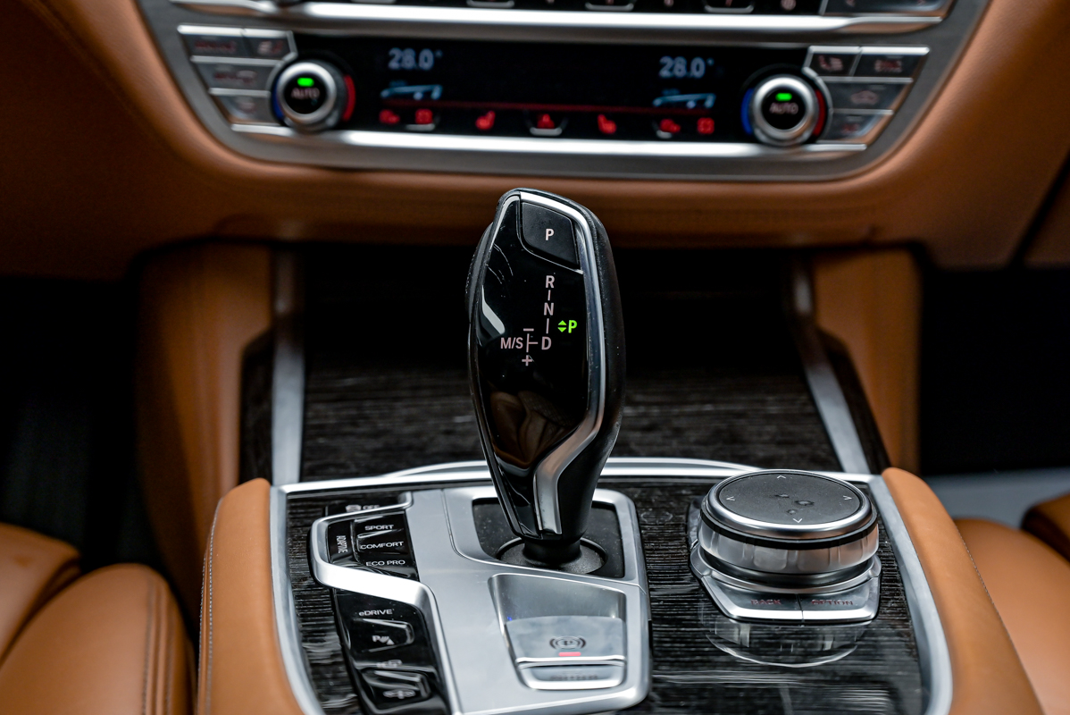 BMW 7 series 740Le2016 11/17