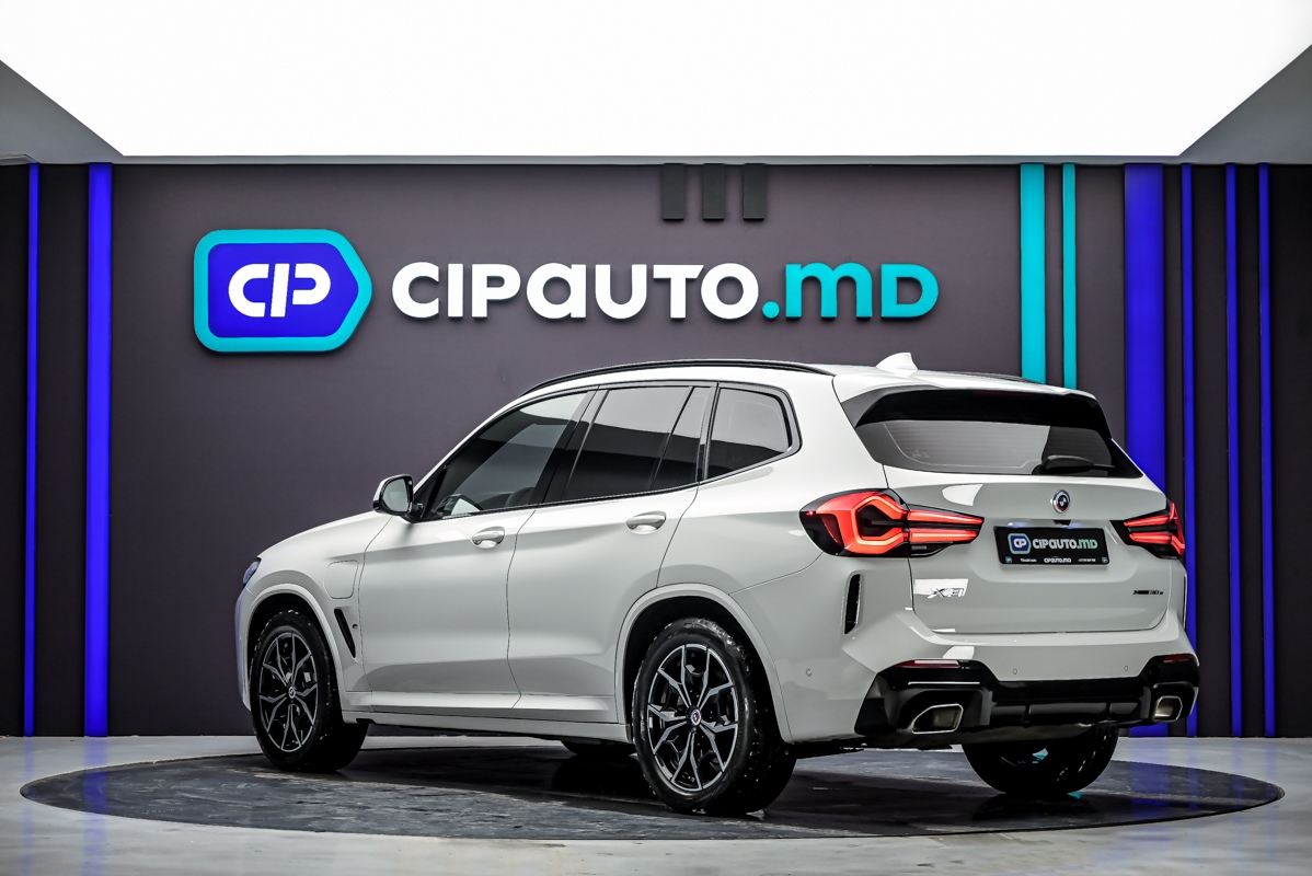 BMW X3 30e2022 2/14