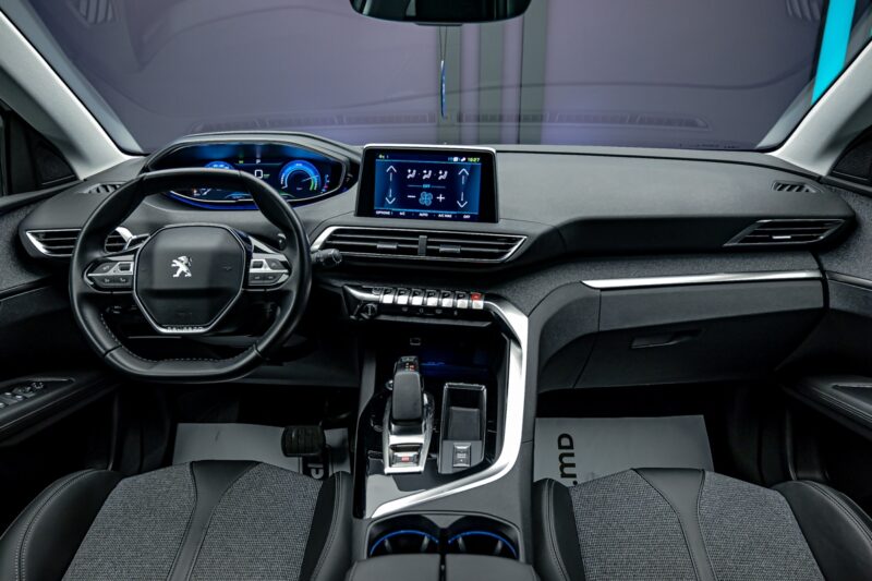 Peugeot 3008 2020 5/13
