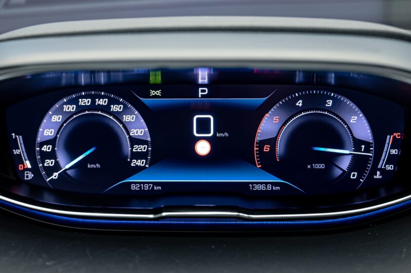 Peugeot 3008 2021 8/16