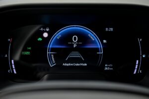 Toyota Corolla Cross 2025 8/13