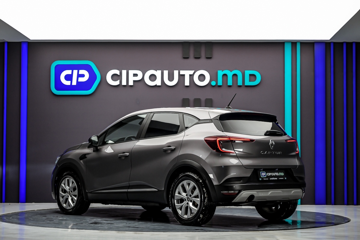 Renault Captur 2021 2/16