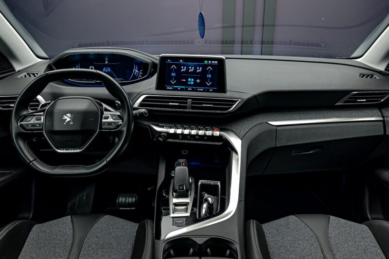 Peugeot 3008 2018 5/15