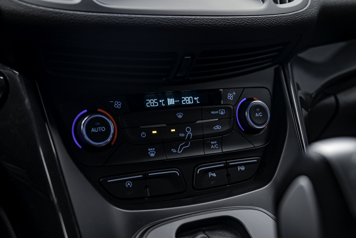 Ford Kuga 2017 11/14