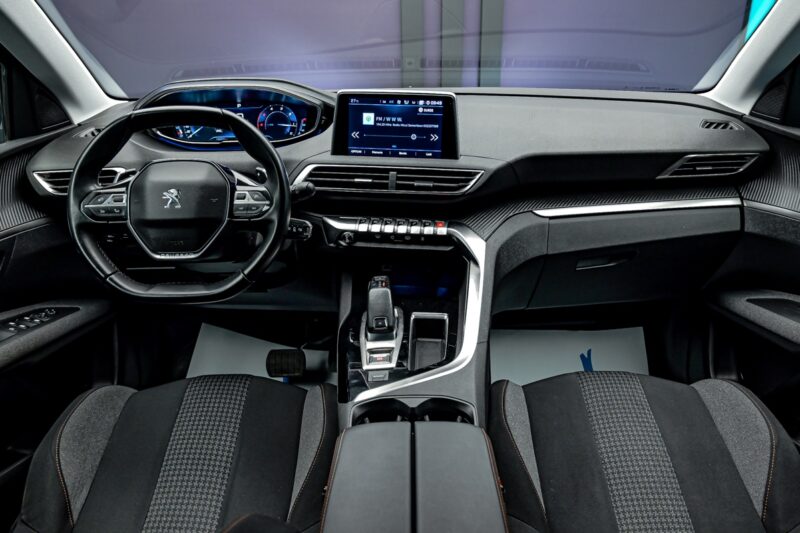 Peugeot 3008 2020 5/18