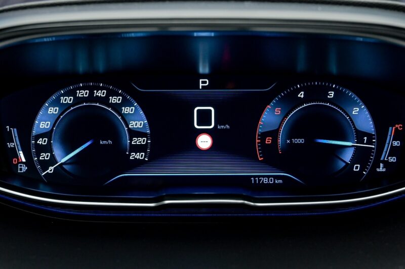 Peugeot 3008 2020 8/18