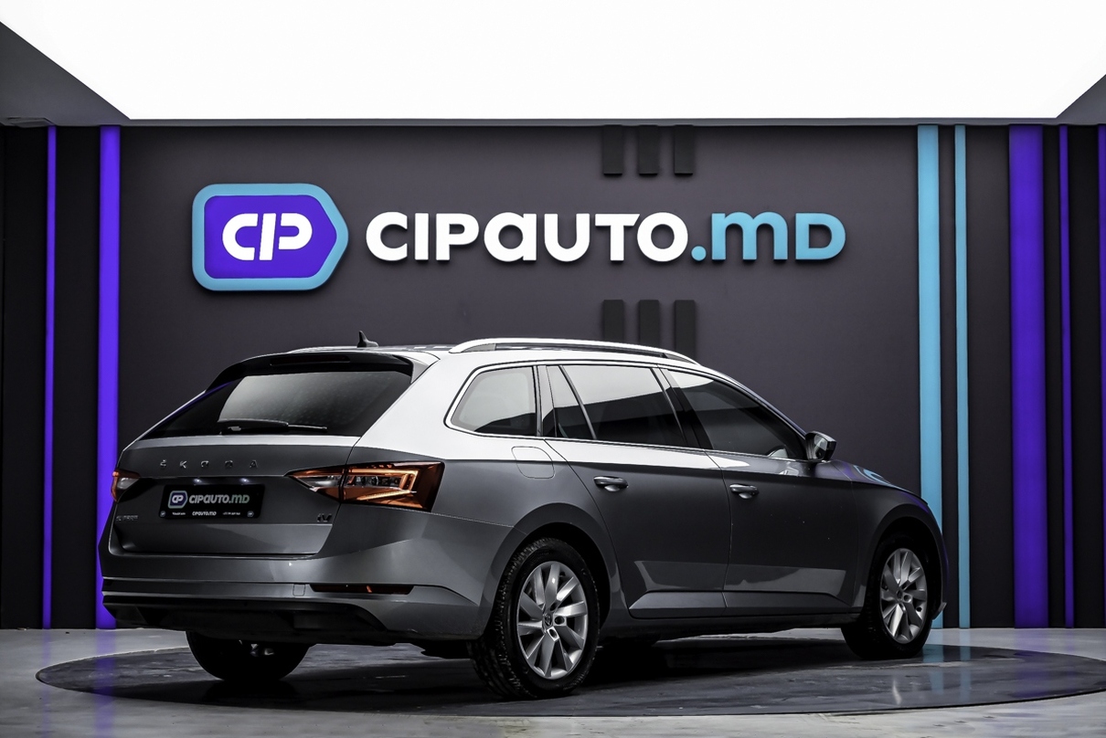 Skoda Superb 2020 3/14