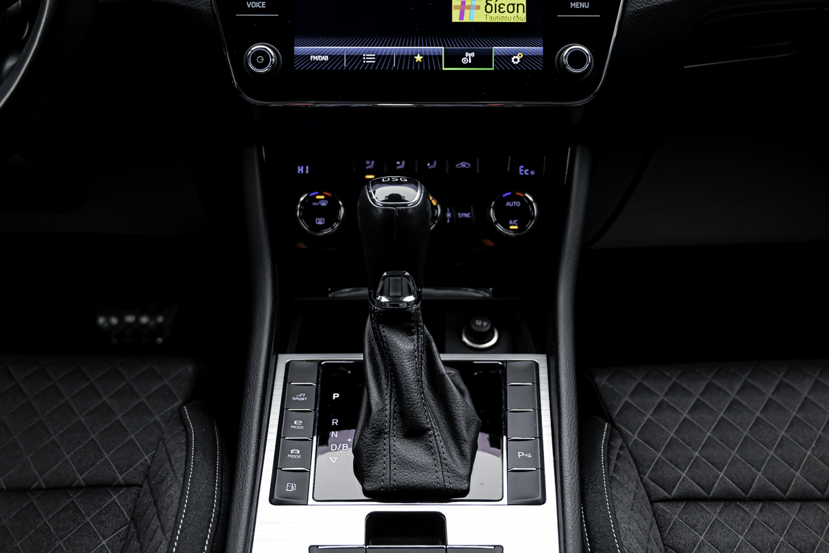 Skoda Superb 2020 10/14