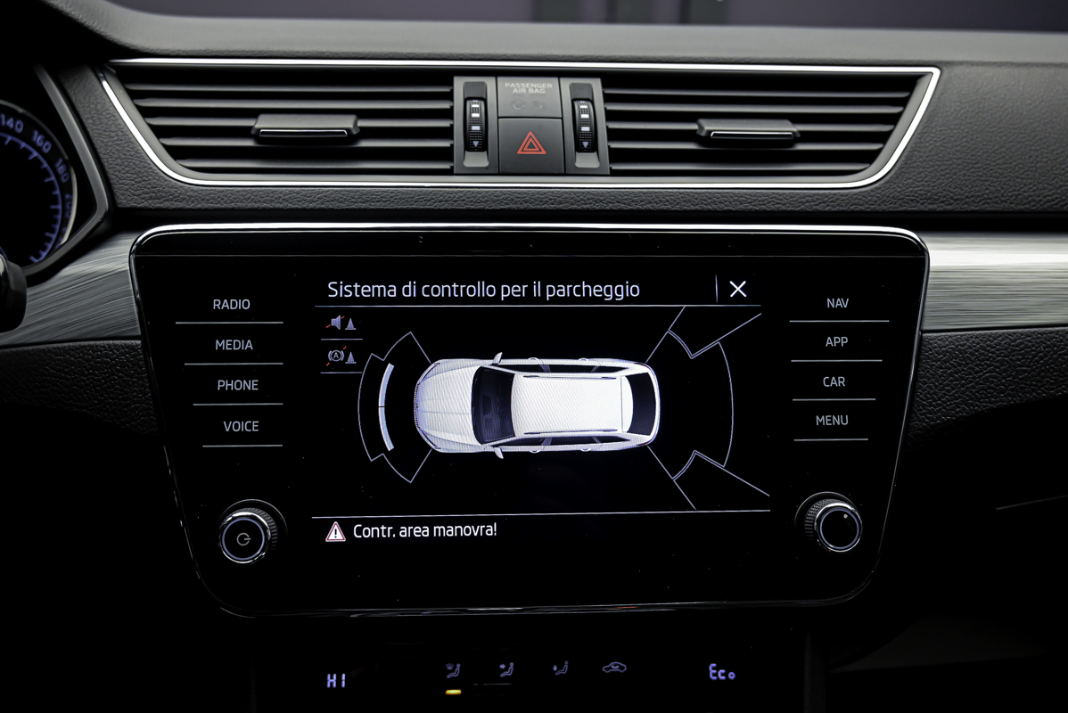 Skoda Superb 2020 12/14