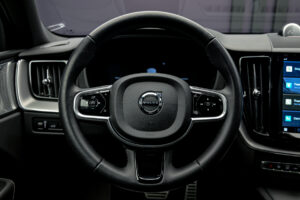 Volvo XC60 2021 9/16