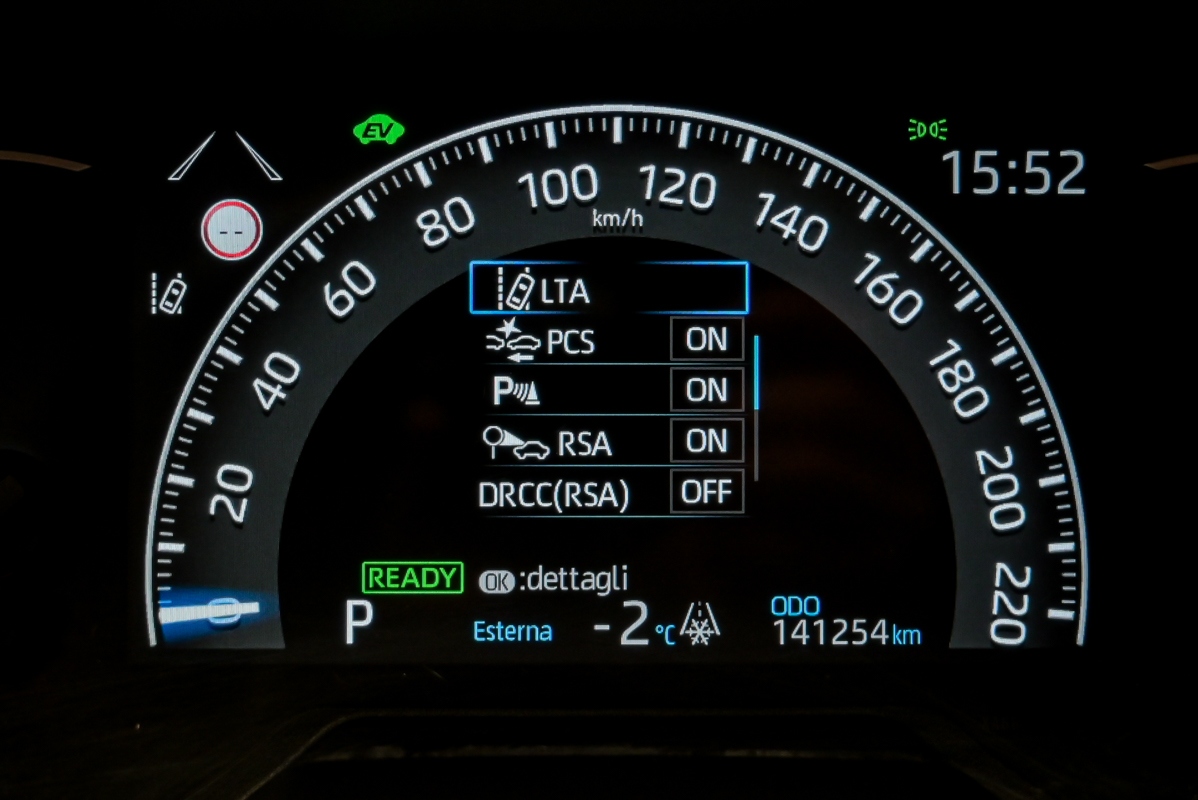 Toyota Rav 4 2021 13/15