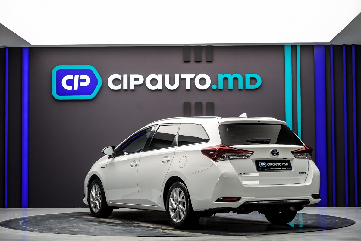 Toyota Auris 2018 2/12