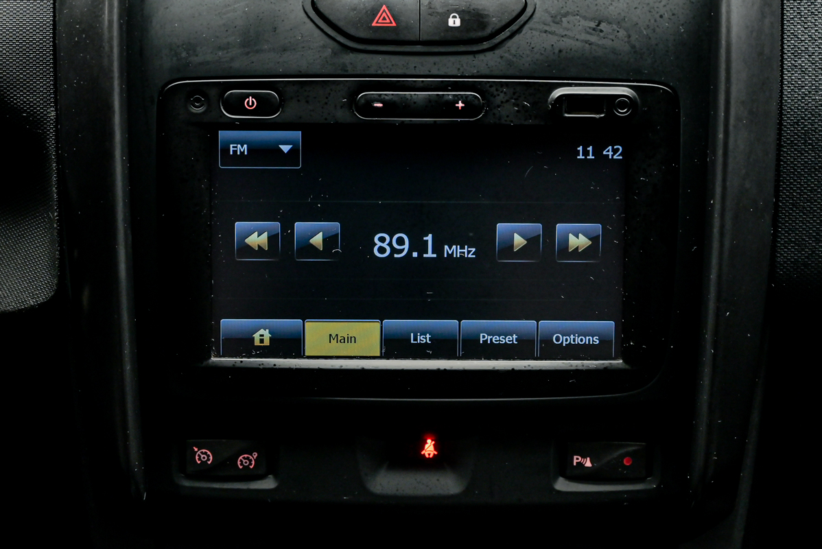 Dacia Duster 2015 10/12