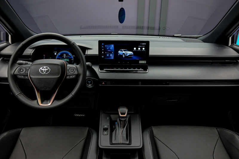 Toyota Corolla Cross 2025 5/14