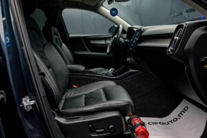 Volvo XC40 2021 6/15