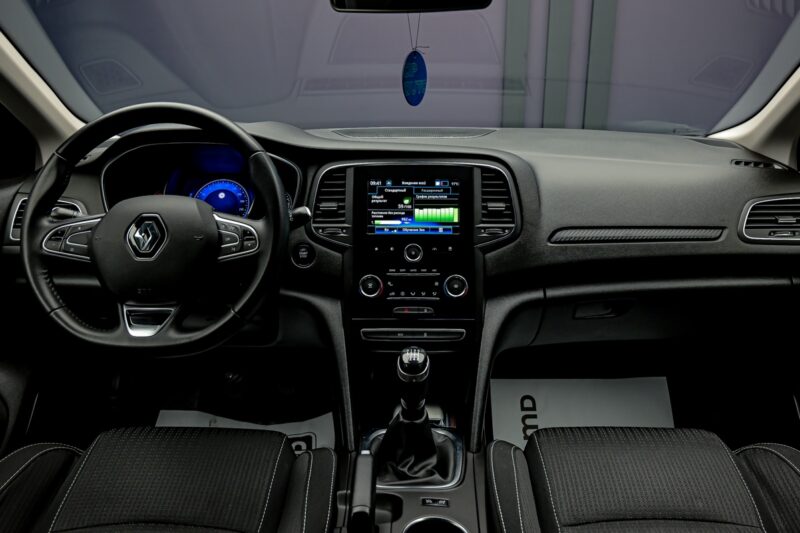 Renault Megane 2020 5/12