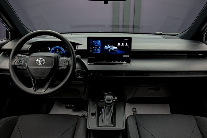 Toyota Corolla Cross 2025 5/13