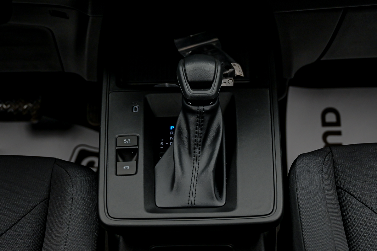 Toyota Corolla Cross 2025 11/13