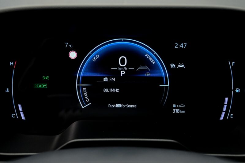 Toyota Corolla Cross 2025 8/13