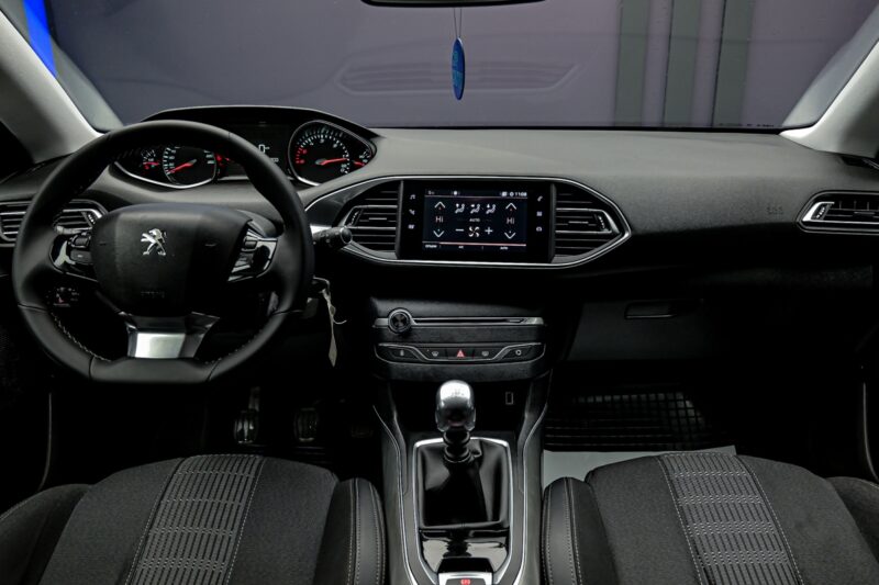 Peugeot 308 2018 5/12