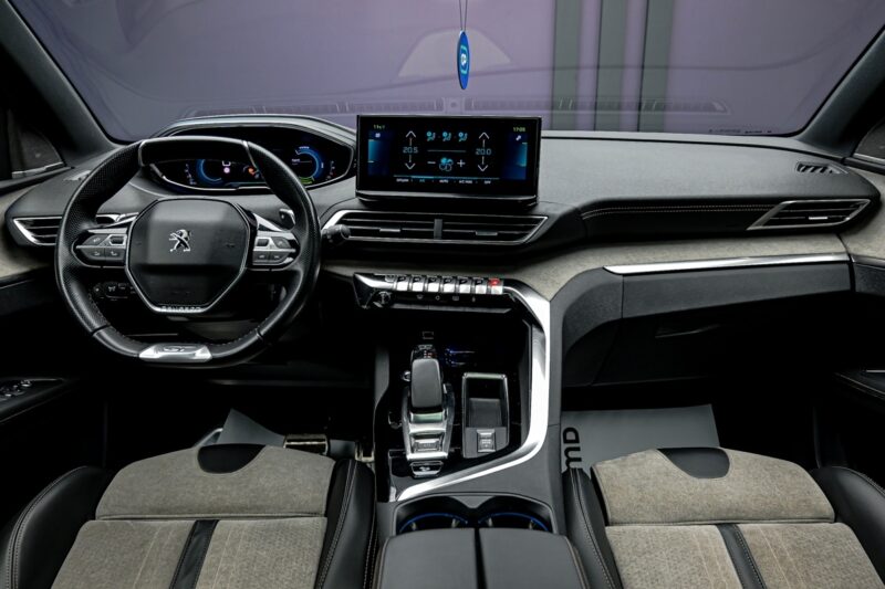 Peugeot 3008 2021 5/14