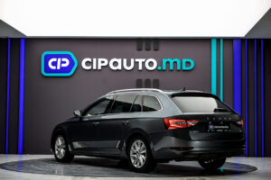 Skoda Superb 2020 2/16