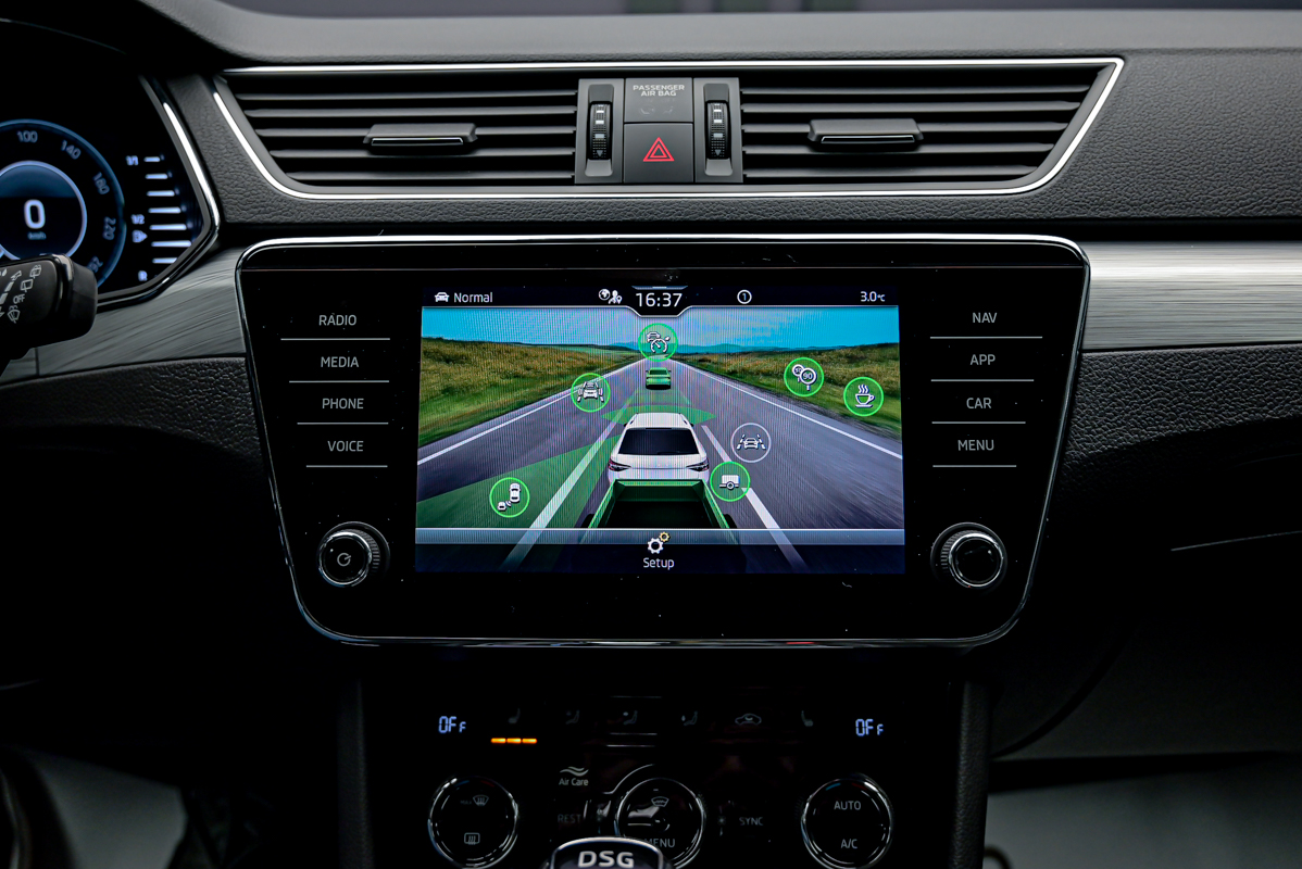 Skoda Superb 2020 13/16