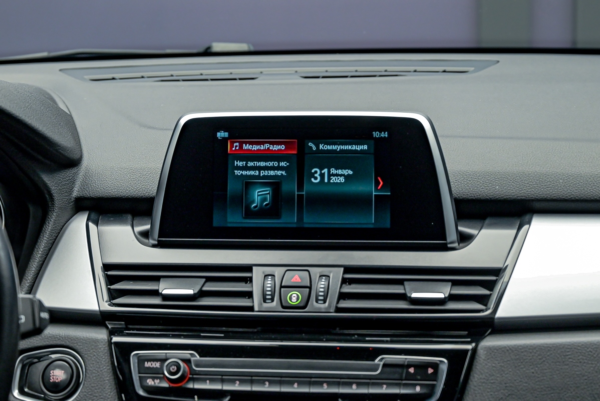 BMW 2 Series Gran Tourer 225xe2018 10/13