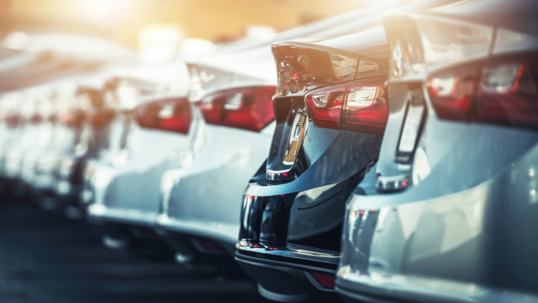 automobile în parc auto