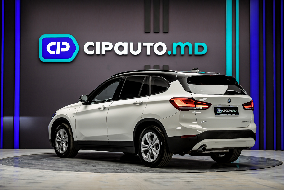 BMW X1 25e2021 2/14