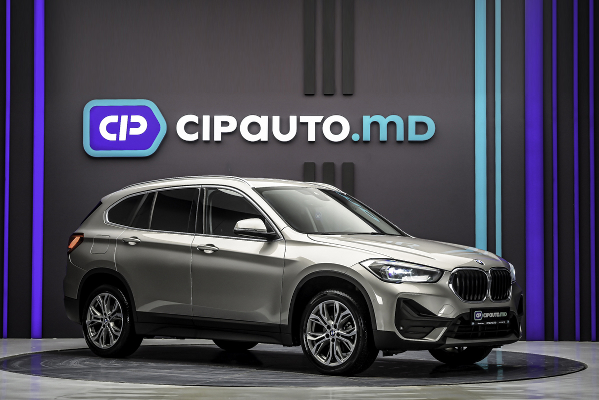 BMW X1 16d2021 4/15