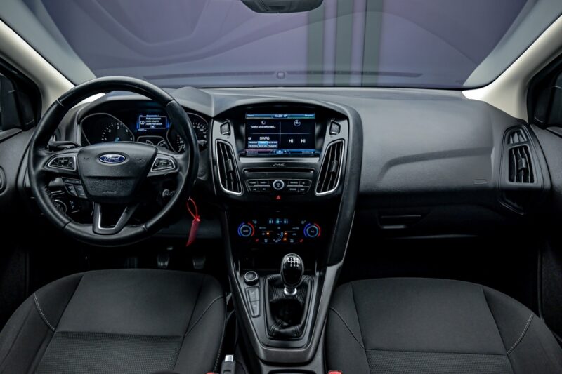 Ford Focus 2016 5/15