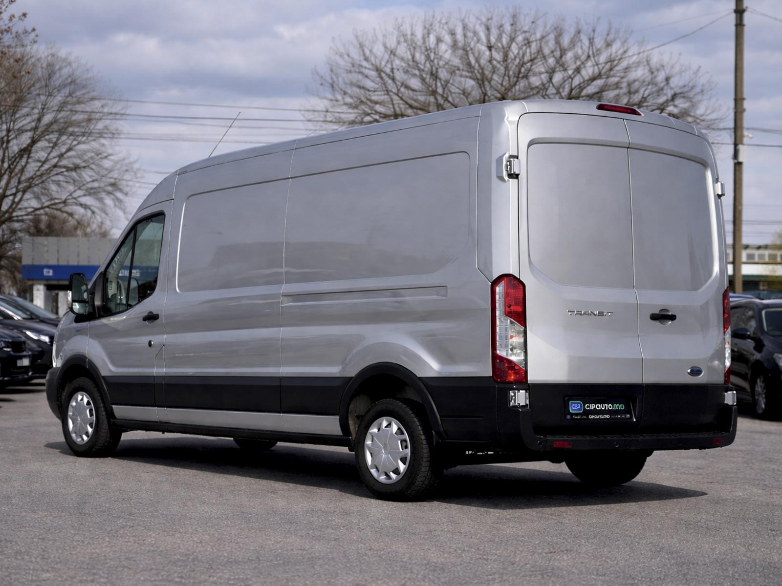 Ford Transit 2019 2/10