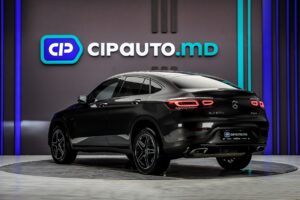 Mercedes-Benz GLC Coupe 300 e2021 2/14
