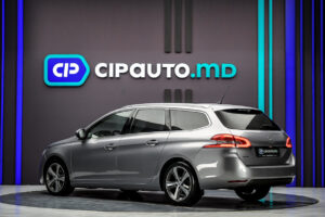 Peugeot 308 2018 2/12