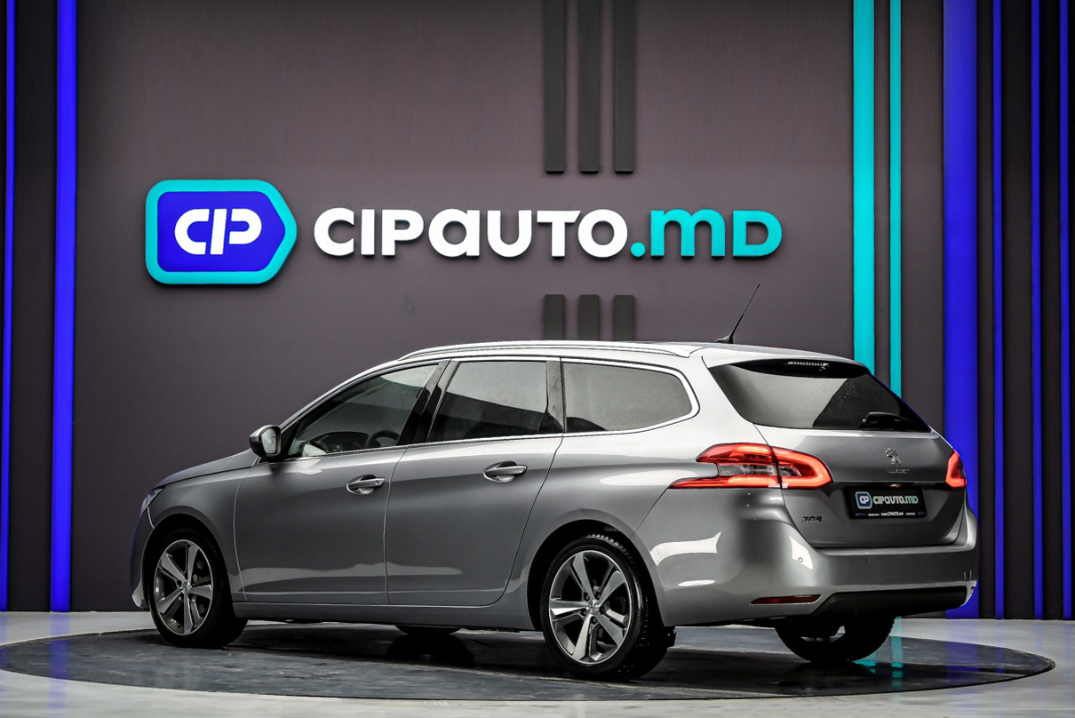 Peugeot 308 2018 2/12
